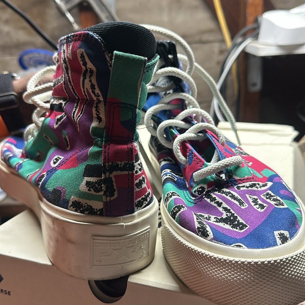 Essential Converse Multi - Picture 3 of 3